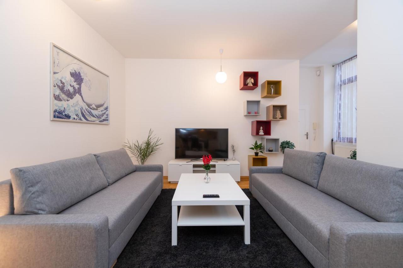 Luxury Apartment In The Center Of Praga Exterior foto